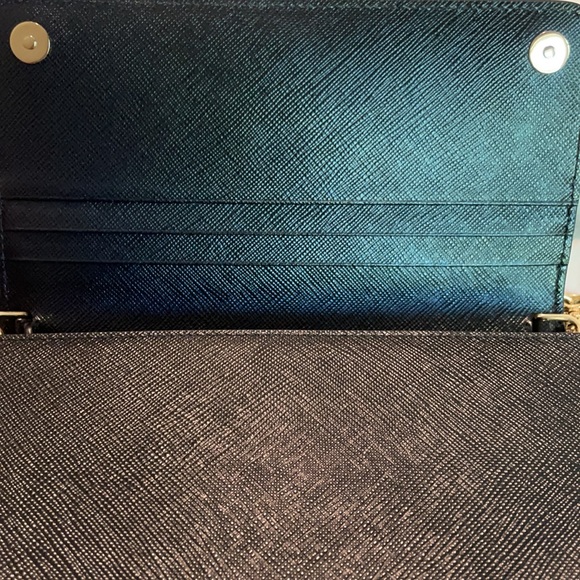 ❌SOLD❌ Prada Classic Wallet on Chain Black - Picture 10 of 16